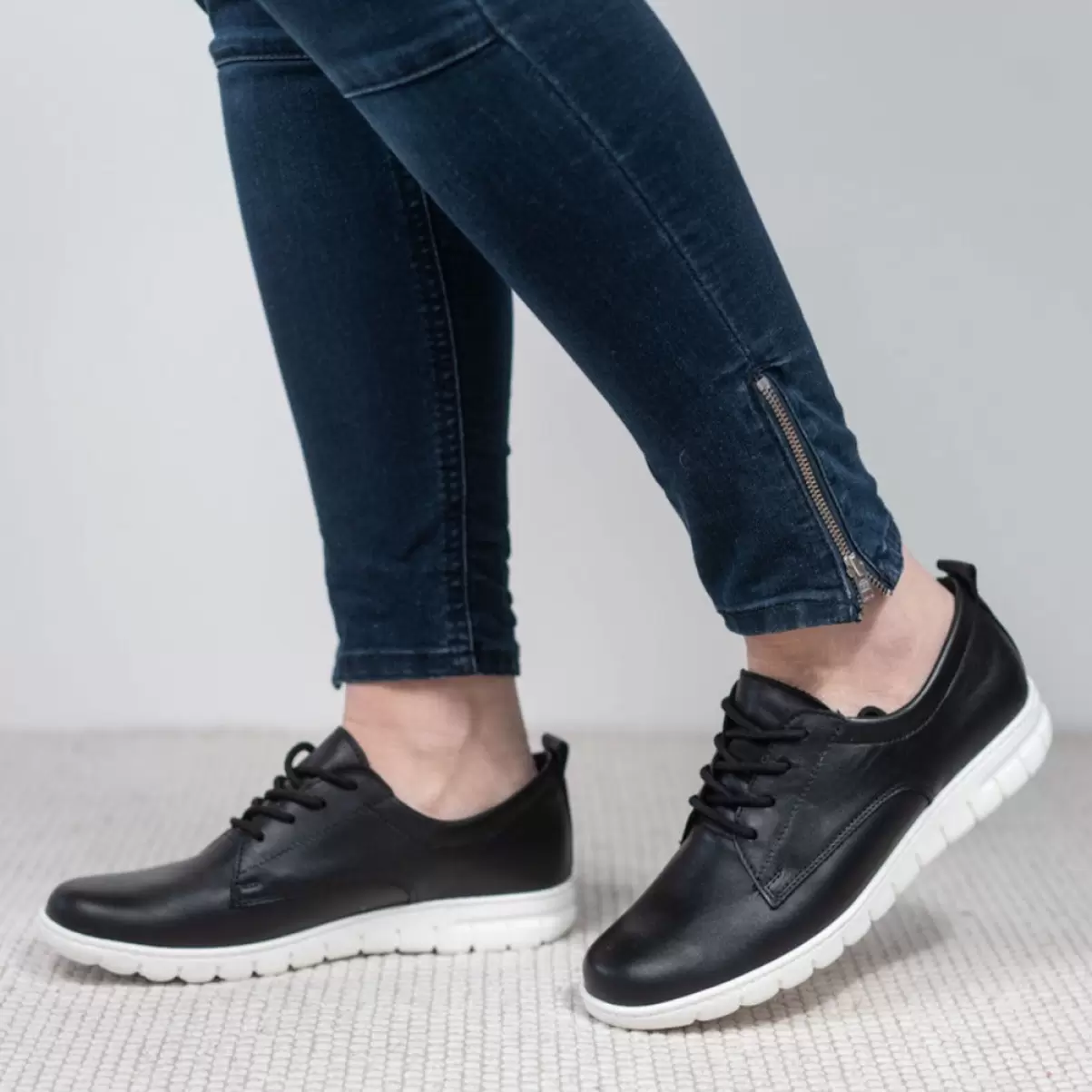 Sneakers Women Malva Womens Lite-Flex Lace-Ups Pomarfin Oy Black Soft Nappa (Wht Bogna S) - 1